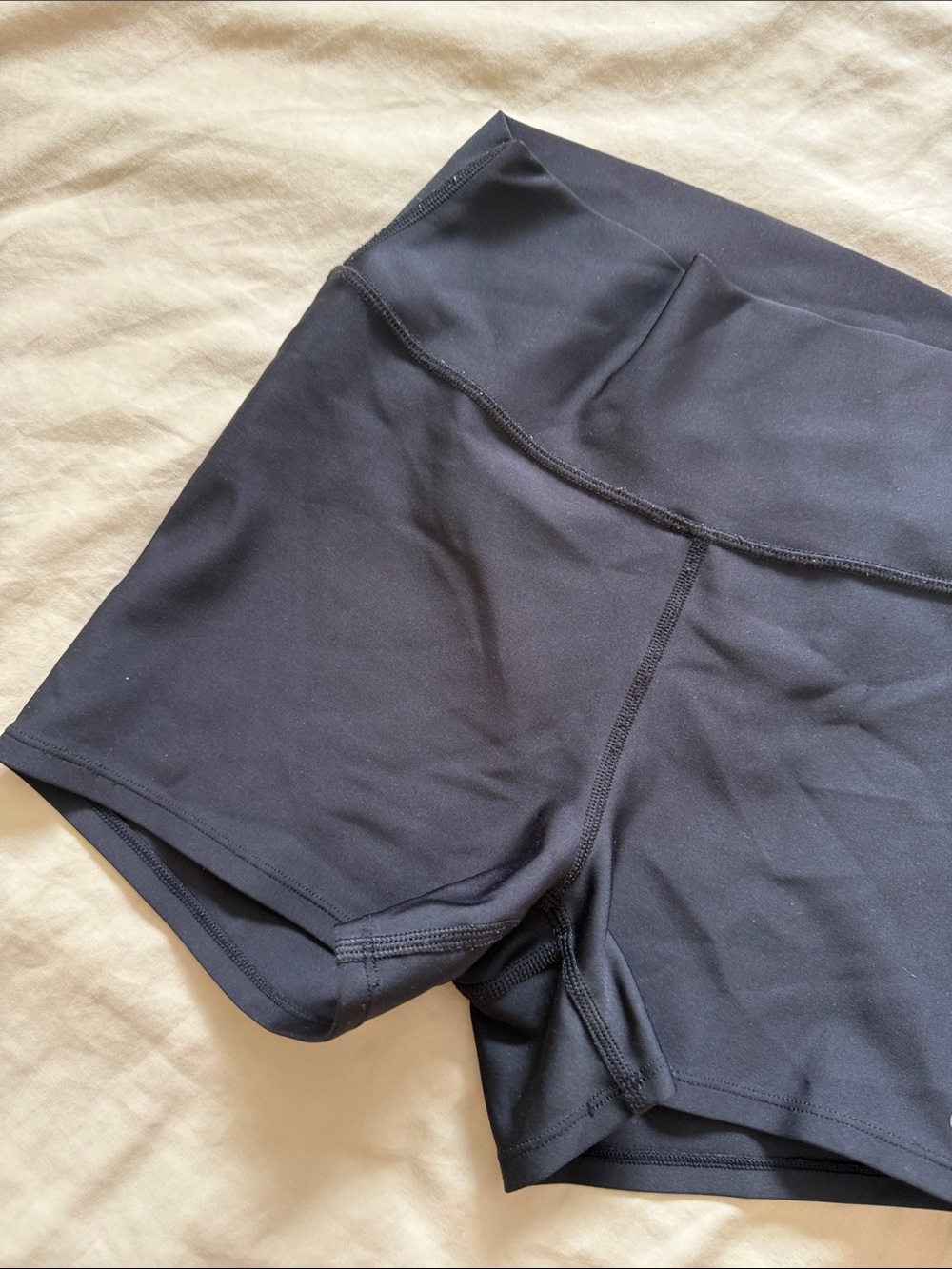 ALO Yoga Black High-Rise Bike Shorts size M - Picture 3 of 6